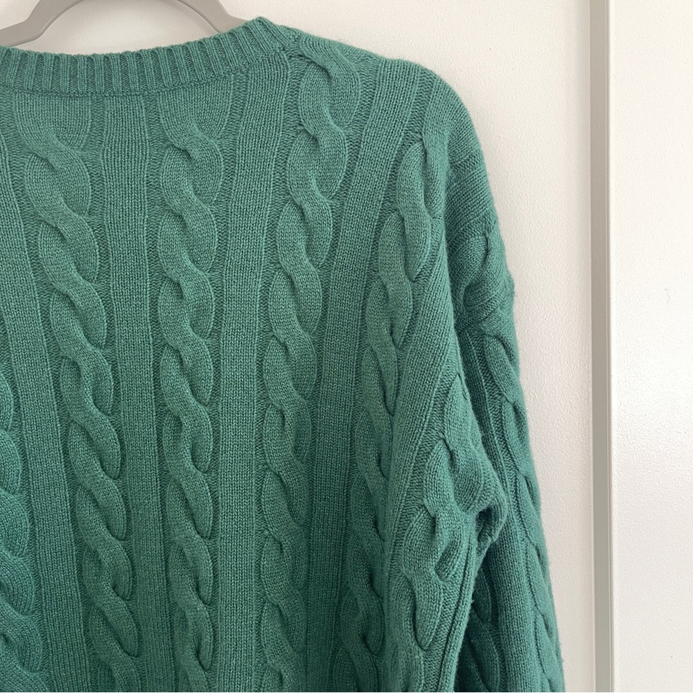 ARITZIA Illustrator Sweater in Forest Green Size Medium - Picture 11 of 11